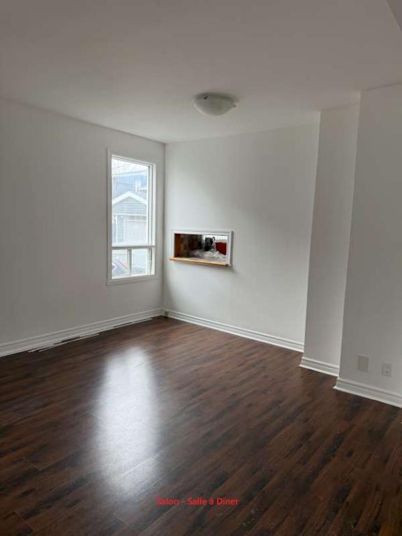 Logement à louer - Grand 4 ½ 1300pi2 Vanier, Québec | 3206055