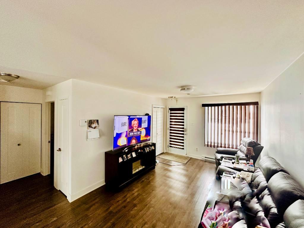 Superbe 4 1/2 au rez-de-chaussée | confort, accessibilité et tranquillité | 3206071