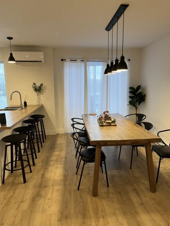 Très grand 4 ½ à louer à Saint-Hyacinthe pour le 1er juillet | 3206095