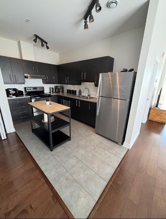 Condo 3 1/2 | 3206096