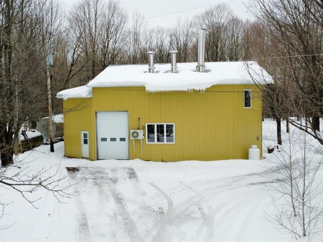 St-Joachim-de-Shefford (Estrie): Érablière de 53 acres, 6 000 entailles, contingent 17 612 lb, cabane à sucre équipée | 3206539