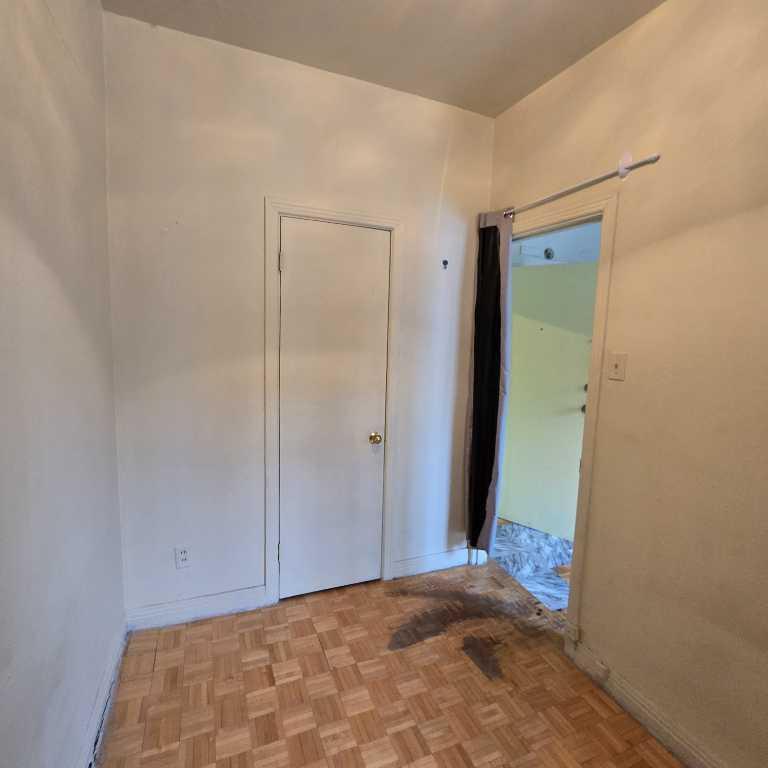 Studio tout inclus métro Frontenac | 3206354