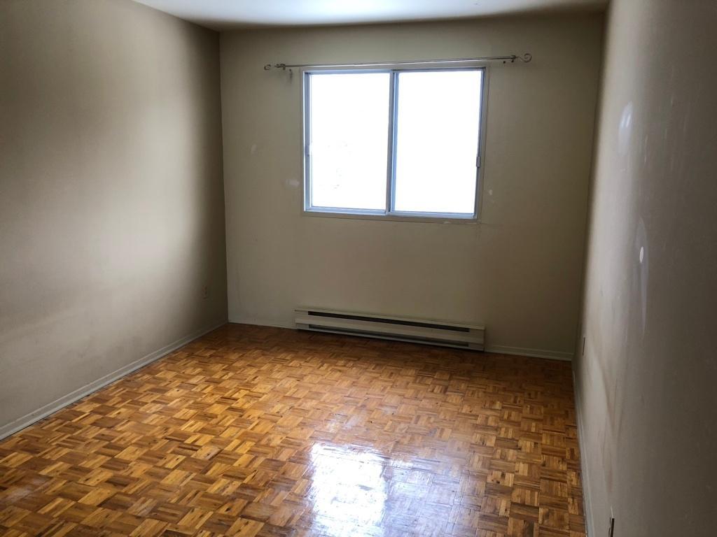 3 1/2 Rosemere | 3206355