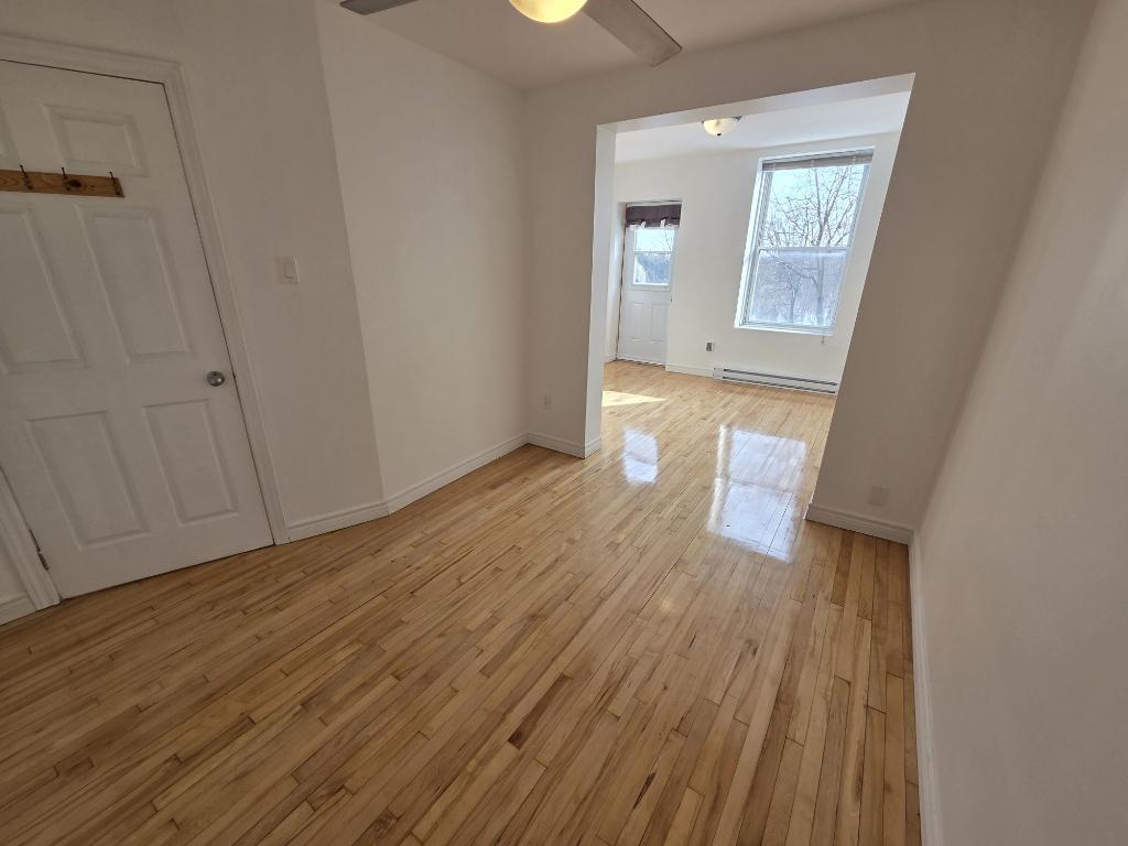 4½ lumineux et rénové dans Rosemont-La-Petite-Patrie, 1333$/mois | 3206368