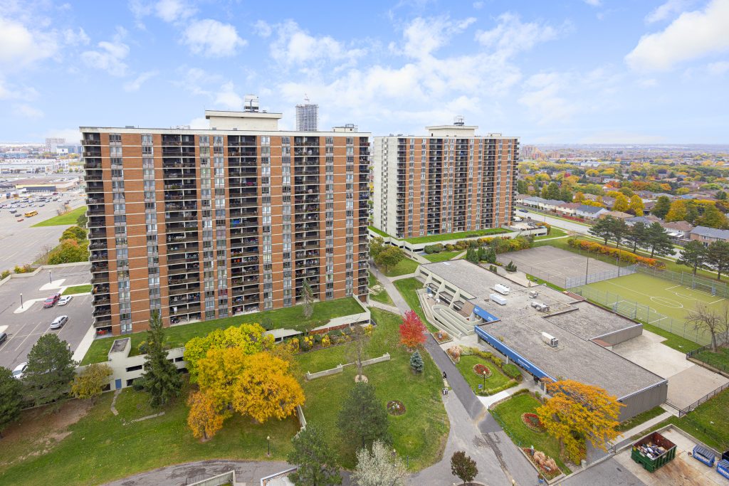 Brampton Towers | 3206494