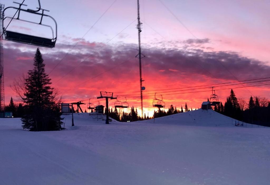 Chalet A Louer Lanaudière spa. DISPONIBLE 2/8 MARS | 3206533