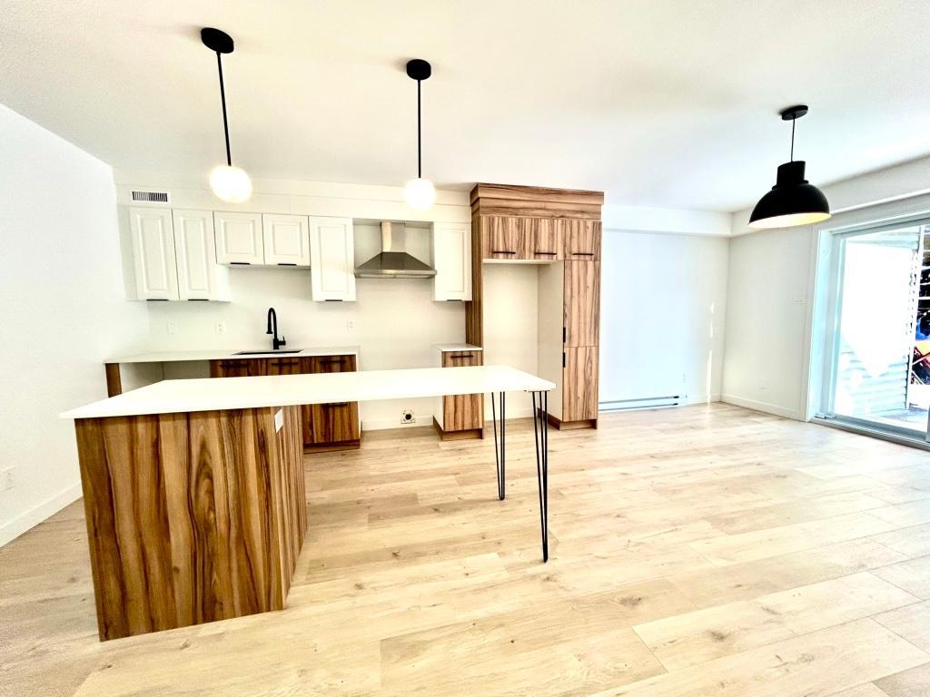 Appartement 4-1/2 très spacieux | 3206679