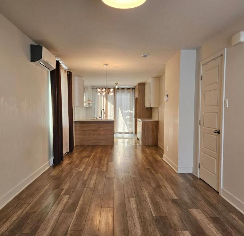 Cession de bail – 5 ½ moderne à Longueuil – Idéal pour famille ou professionnels – 1 835 $/mois | 3206718