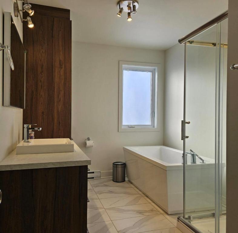 Cession de bail – 5 ½ moderne à Longueuil – Idéal pour famille ou professionnels – 1 835 $/mois | 3206718