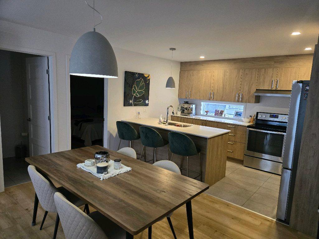 5 1/2 à céder 1er mars 3 grandes chambres 2 salles de bain | 3206722