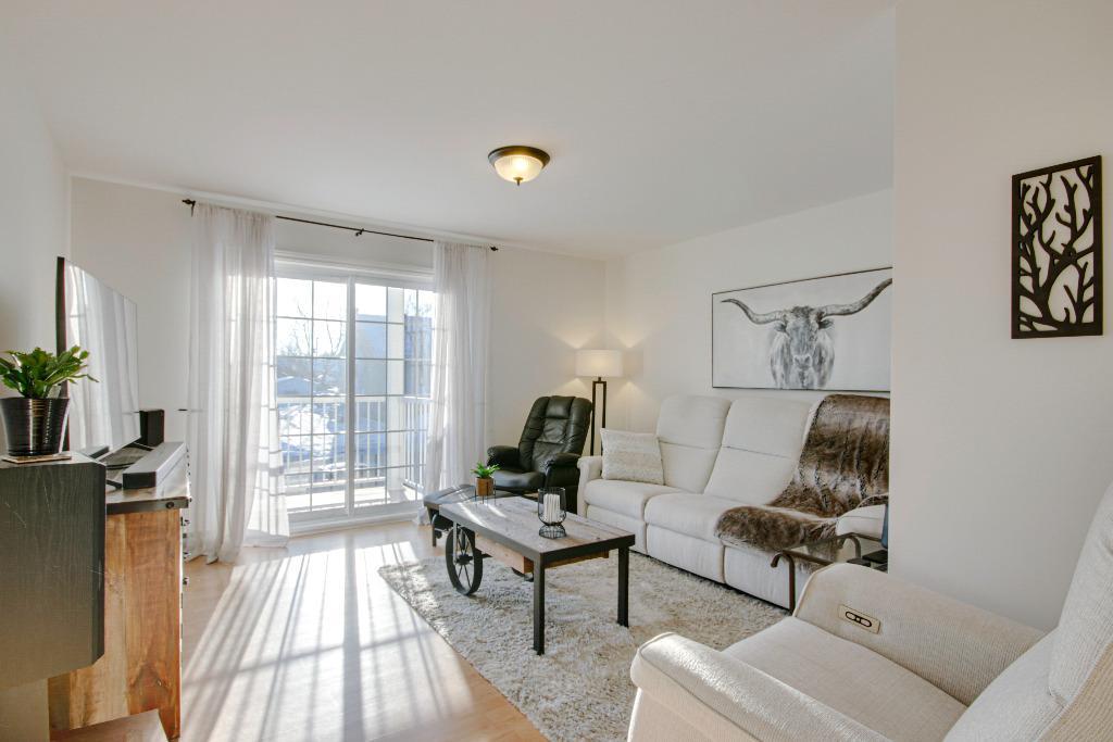 GRAND 4 1/2 - Cote Rosemont - 1er juillet | 3207188