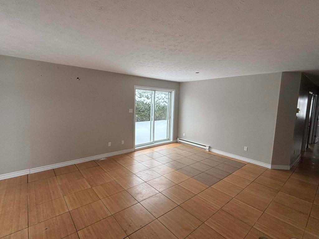 5 1/2, Disponible Immédiatement, | 3207196