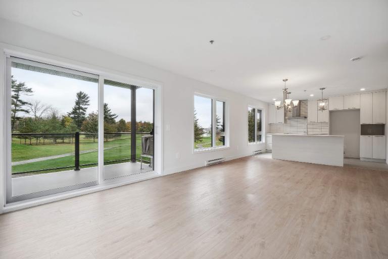 2 CH - 2 SDB - Bromont - $2,250 /mo | 3207248