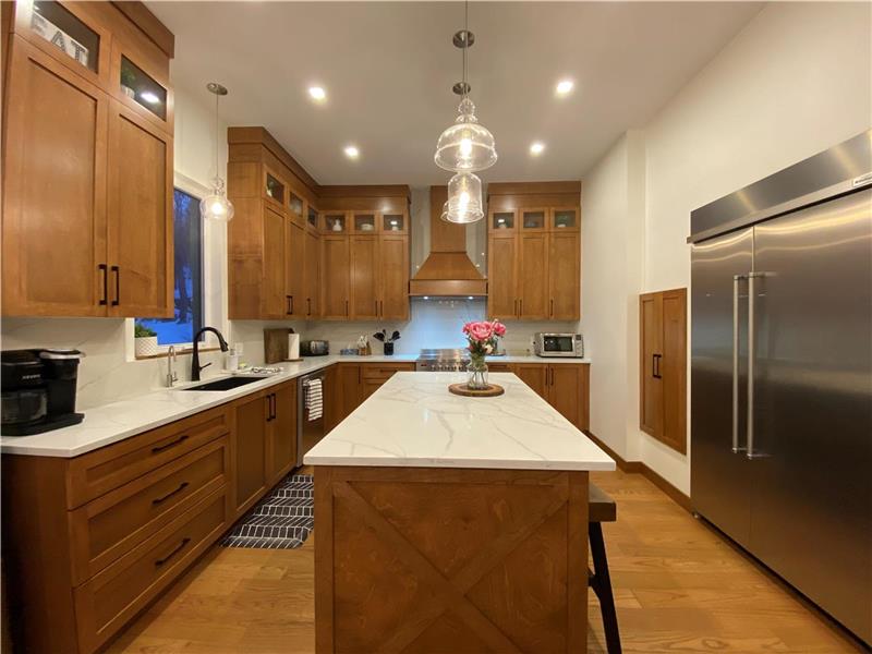 New Luxurious Waterfront White sand BEACH SPA BILLARD ARCADE GAMES -Close to Tremblant | 3207997