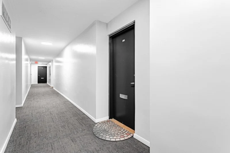 345 Dixon Road | 3208018