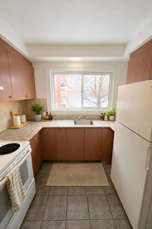 1 CH - 1 SDB - Montréal - $1,100 /mo | 3208224