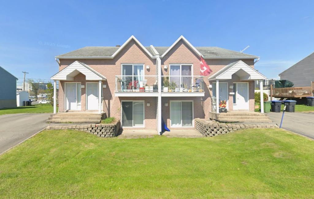 4 1/2 Lévis centre-ville, **Libre 1er Avril, UQAR, proximité autoroute | 3208229