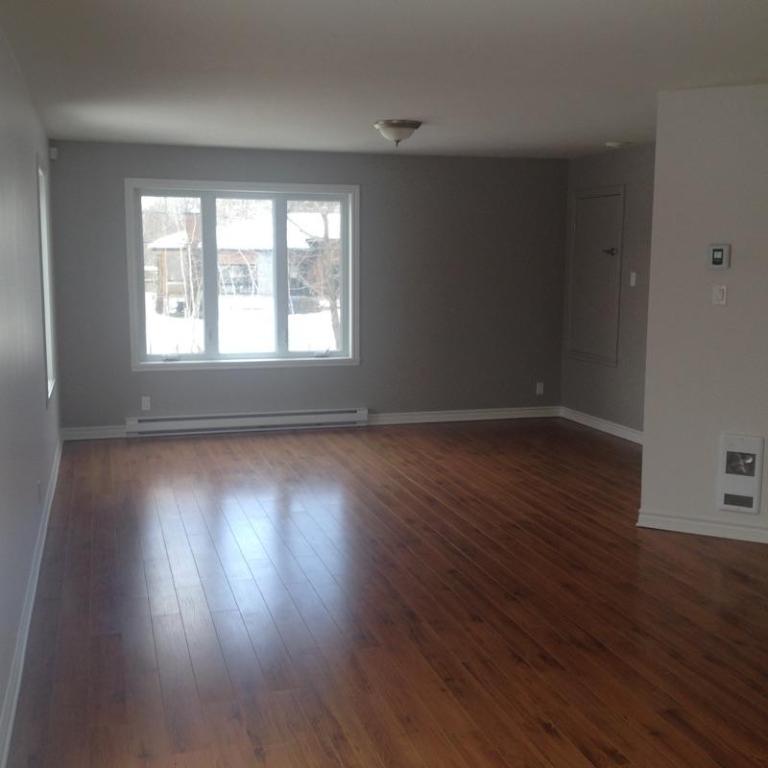 4 1/2 rénové à Farnham - 1350$/mois ! | 3208290