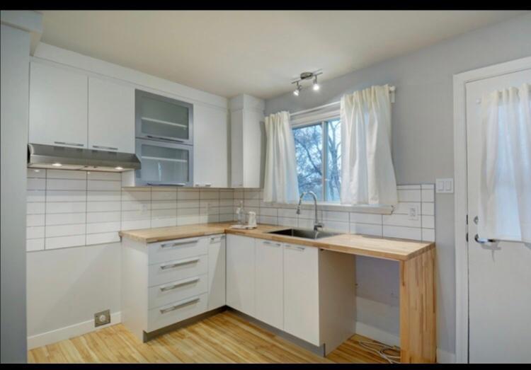 4 1/2 à Louer, Rue Rouleau | 3208332
