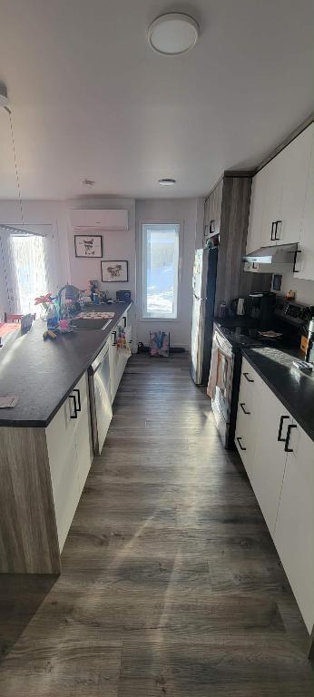 1er mars 2026 - 4 1/2 rez-de-chaussée | 3208363