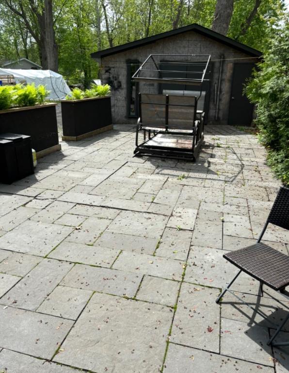 Logement 3 ½ rénové – secteur tranquille, bord de l’eau | 3208410