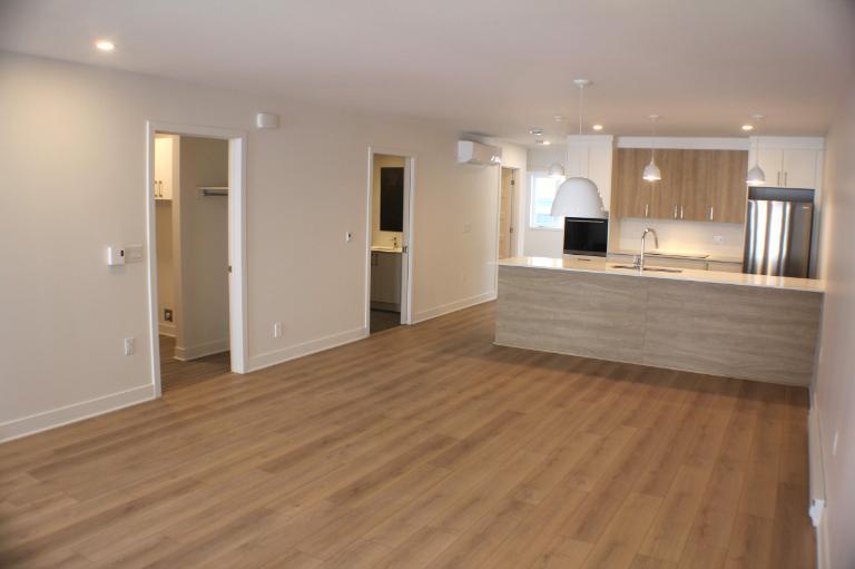 2 CH - 1 SDB - Granby - $1,600 /mo | 3208487