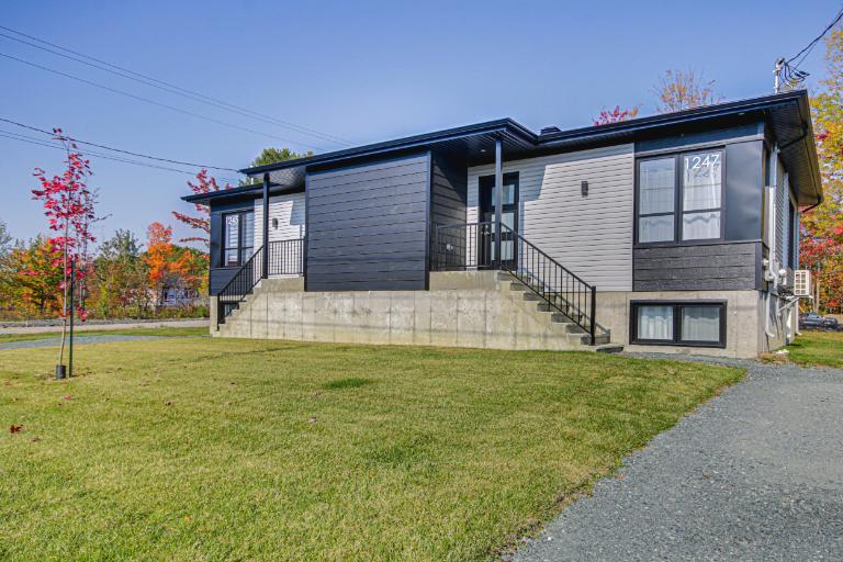 3 CH - 2 SDB - Bécancour - $2,025 /mo | 3208579