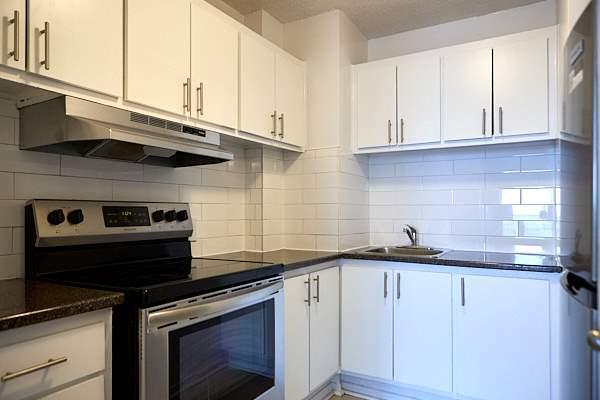 3 CH - 2 SDB - Longueuil - $2,015 /mo | 3208611