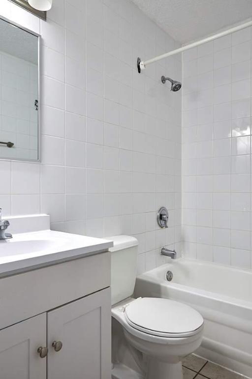 3 CH - 2 SDB - Longueuil - $2,015 /mo | 3208611