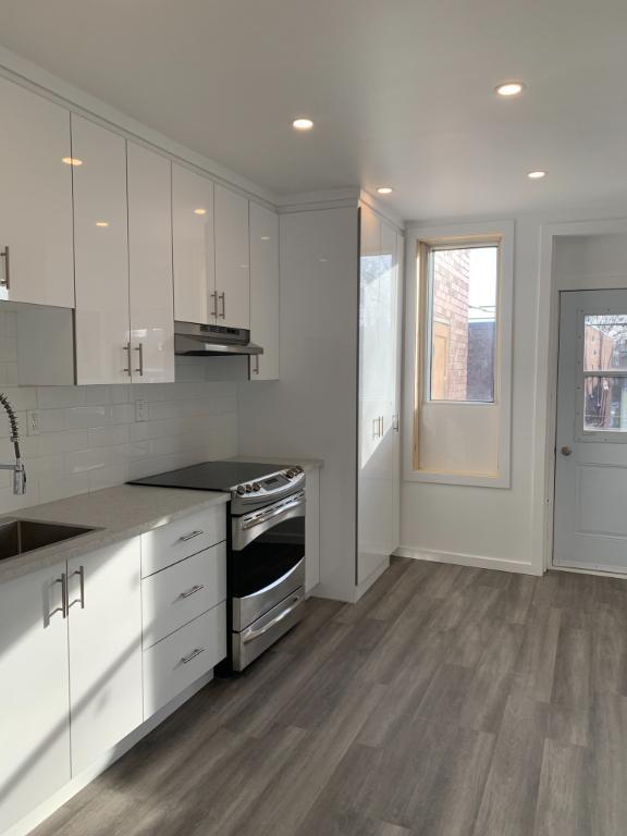 Verdun, 1200 pc, 5 ½ ,3 CAC, 5 électro, AC, rénové à neuf | 3208621