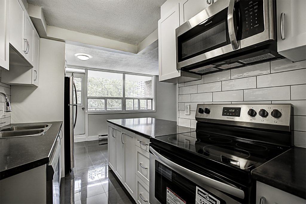 Nelson Manor | 3208813