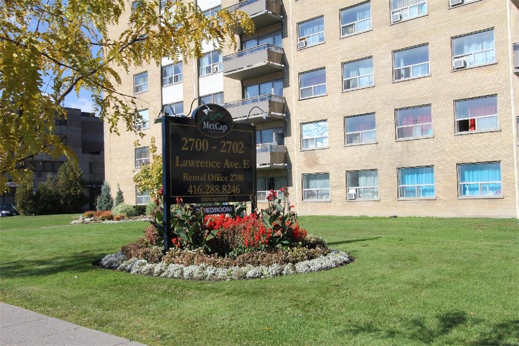 Lawrence Avenue East Apartments | 3208889