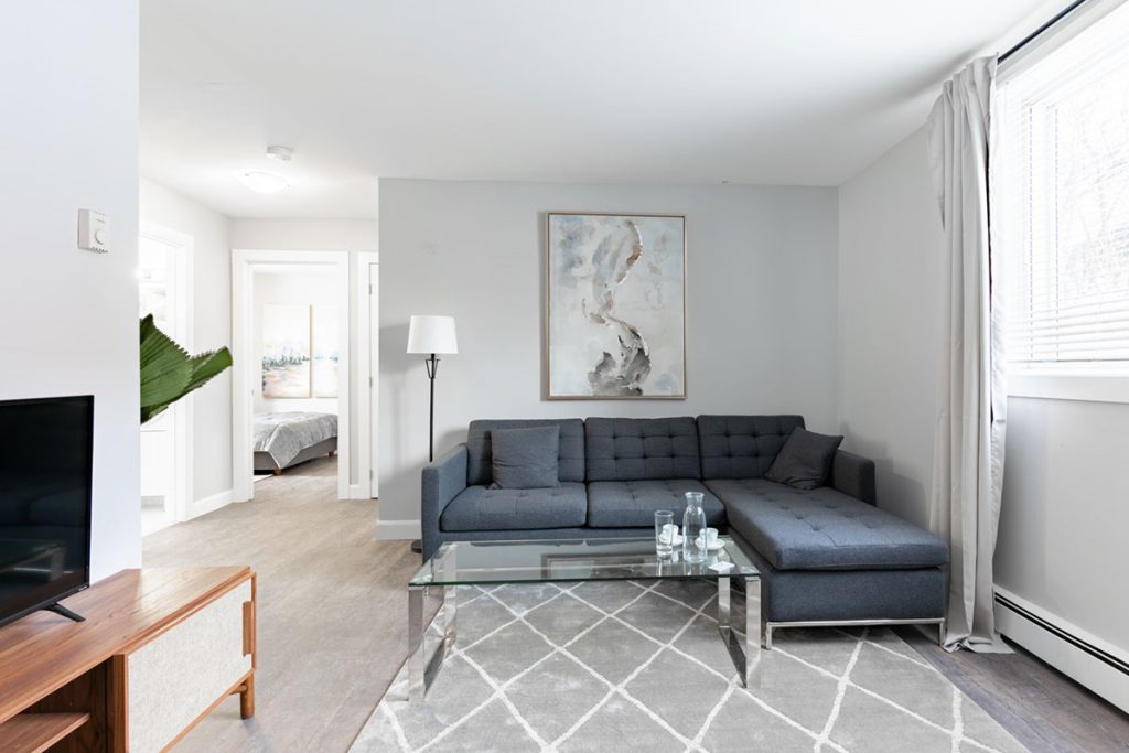 Rue Crevier Apartments | 3208971