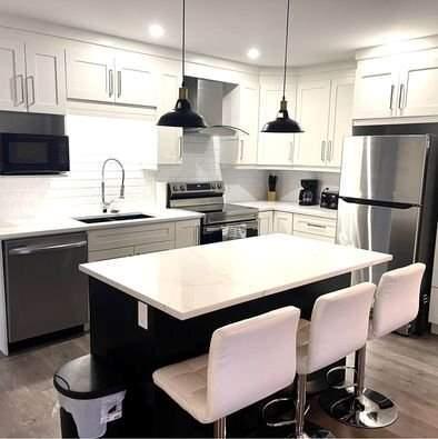 1 CH - 2 SDB - Sherbrooke - $750 /mo | 3209438