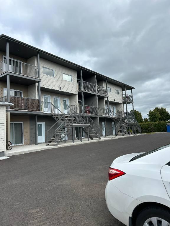 Logement 3½ à Sainte-Marie | 3209482