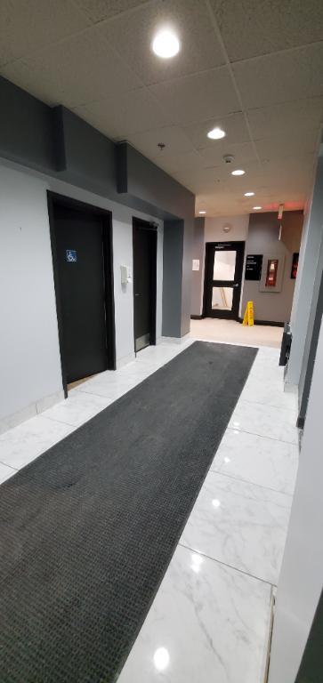 BEAU GRAND 3 1/2 ET/OU 4 1/2 RÉNOVÉ À LOUER,POSSIBILITÉ DE LOUER À LA SEMAINE, | 3209488