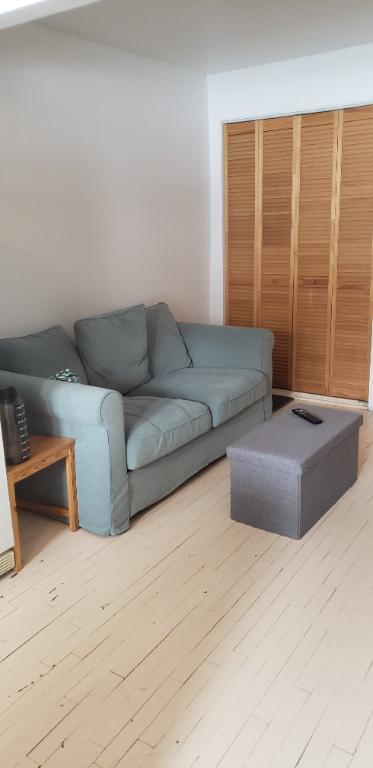 3 1/2 Parc Bellerive/Possibilité de stationnement privé | 3209692