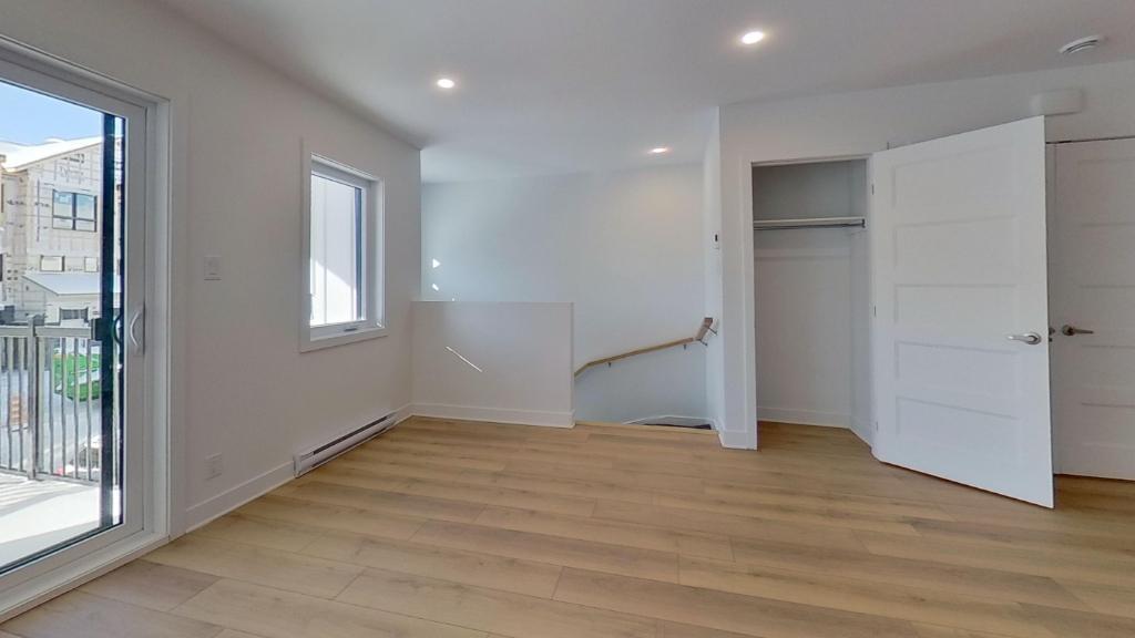 4½ Neufs à Windsor : 2 disponible maintenant + 3 en juin et juillet | 3209715