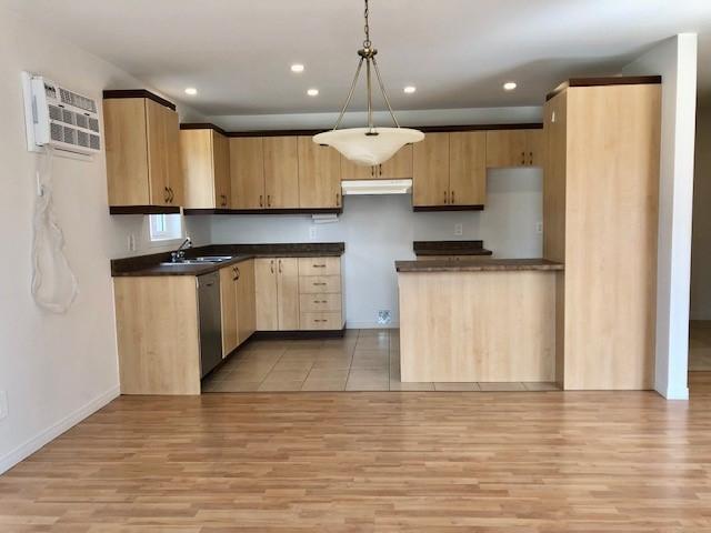 Beau et grand 4.5 de 1 200 p.c. pour 55 ans et plus | 3209784