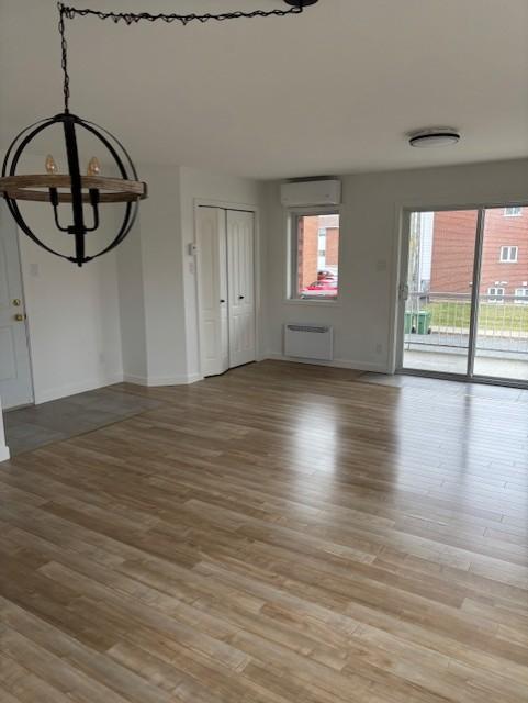 Grand 41/2 a loué | 3209832