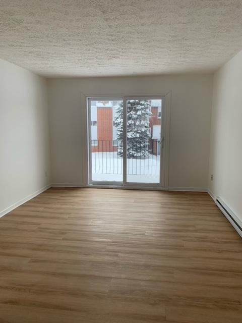 À LOUER – 4 1/2 près des Galeries de Granby. Mai, juin ou juillet | 3209841