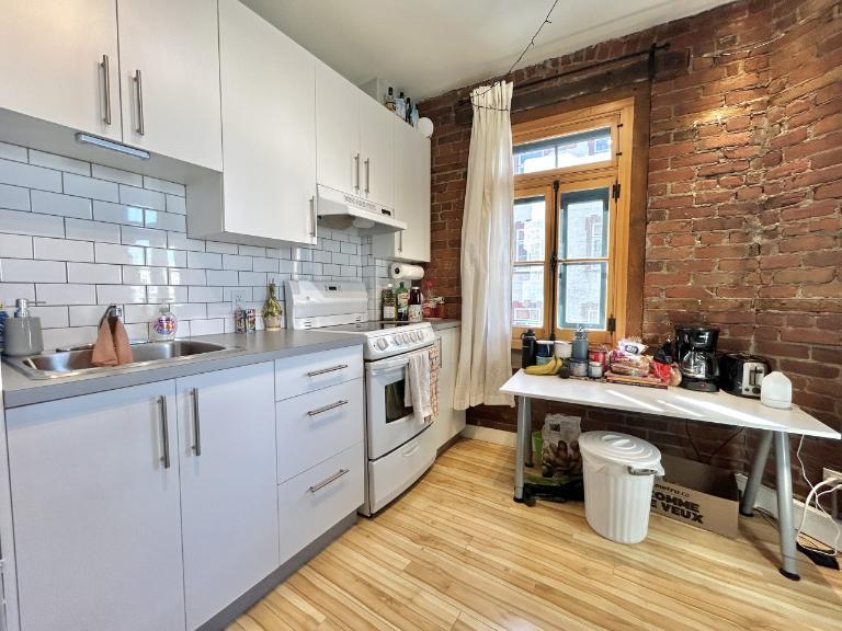 Loft entièrement meublé à louer Vieux-Québec mai 2026 | 3223564