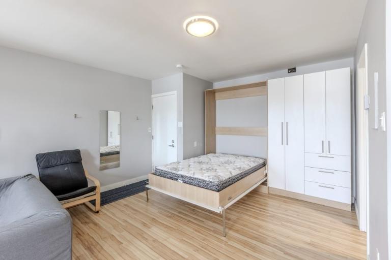 Loft entièrement meublé à louer Vieux-Québec juillet 2026 | 3211976