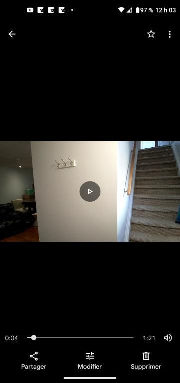 3 1/2 au Plateau-Hull-Aylmer, Meublé/ Électros/Hydro /Internet, $1300_1erMai. | 3209868