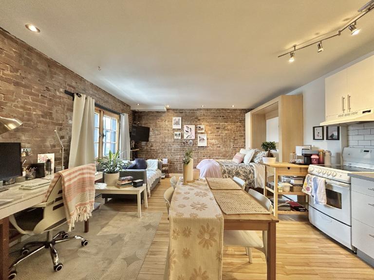 Loft entièrement meublé à louer Vieux-Québec juillet 2026 | 3210170