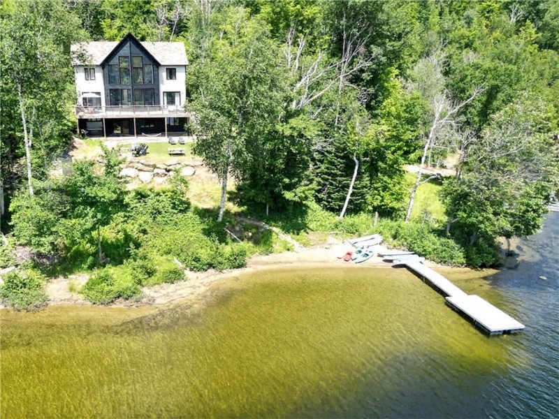 New Luxurious Waterfront White sand BEACH SPA BILLARD ARCADE GAMES - Close to Tremblant | 3210217