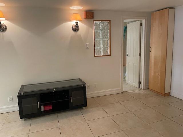 LOFT AIRE OUVERTE Saint-Lambert 5 minutes à pieds du Métro Longueuil | 3210392