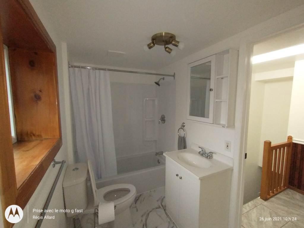 GRAND 5 1/2 À LOUER | 3210403