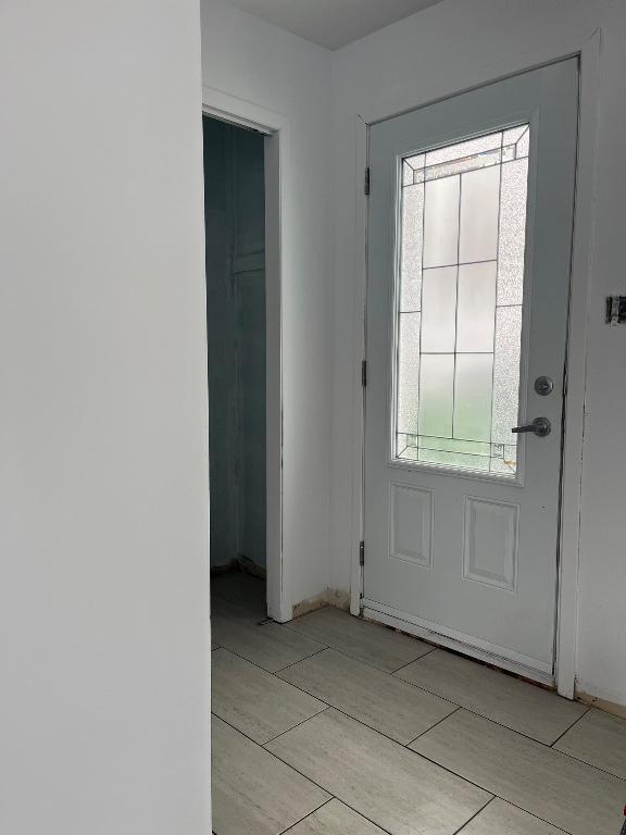 4 1/2 à louer - Entièrement restauré | 3210422