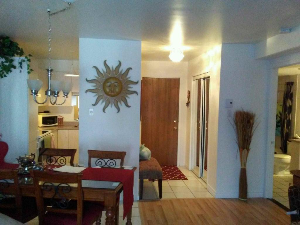 3 1/2 juillet, 3e étage, ascenseur piscine, paisible | 3210439